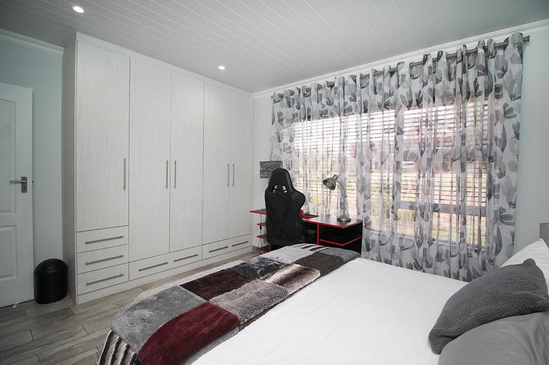 3 Bedroom Property for Sale in Tergniet Western Cape